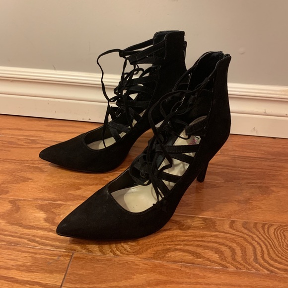 Just FAB Heels! - Picture 5 of 5